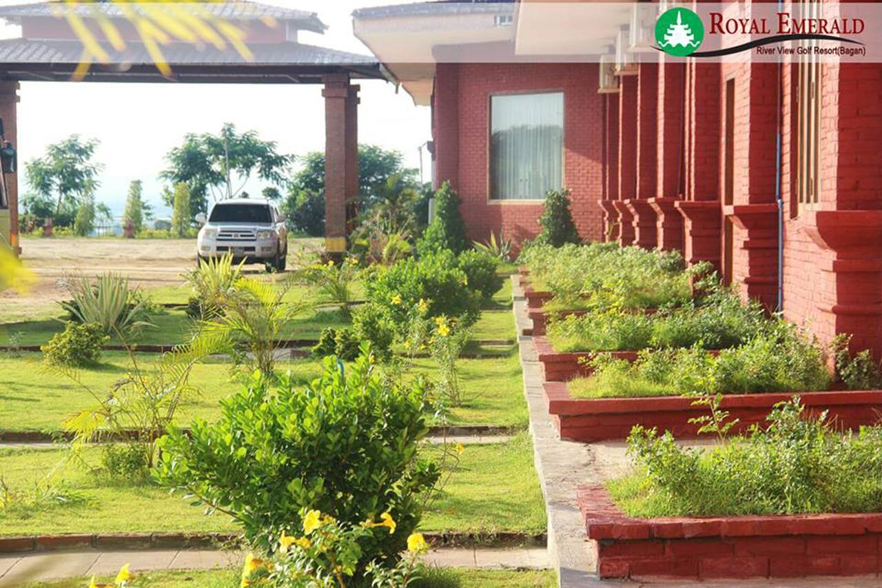 Royal Emerald River View Resort Bagan Eksteriør bilde